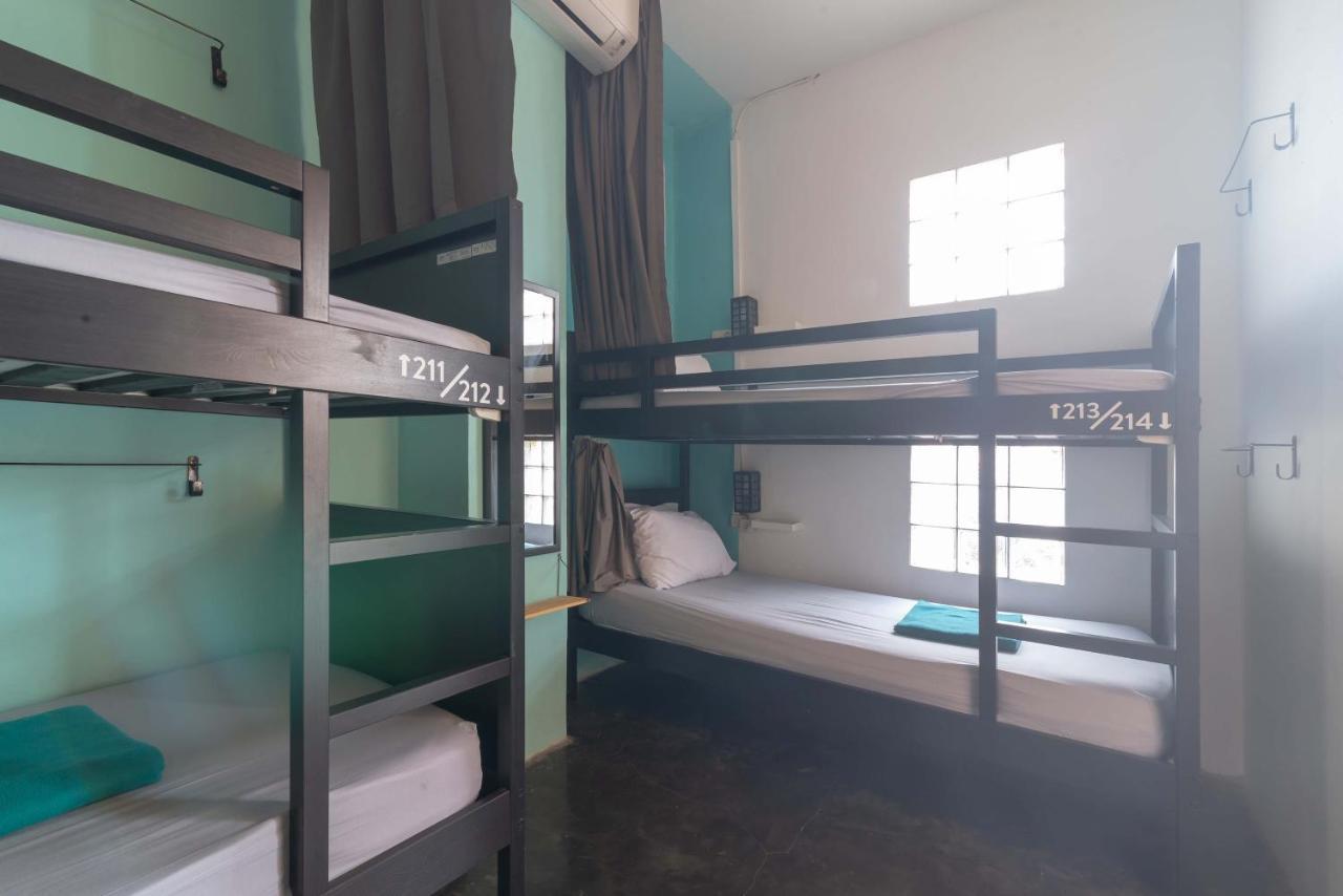 Hostel Wonderloft *