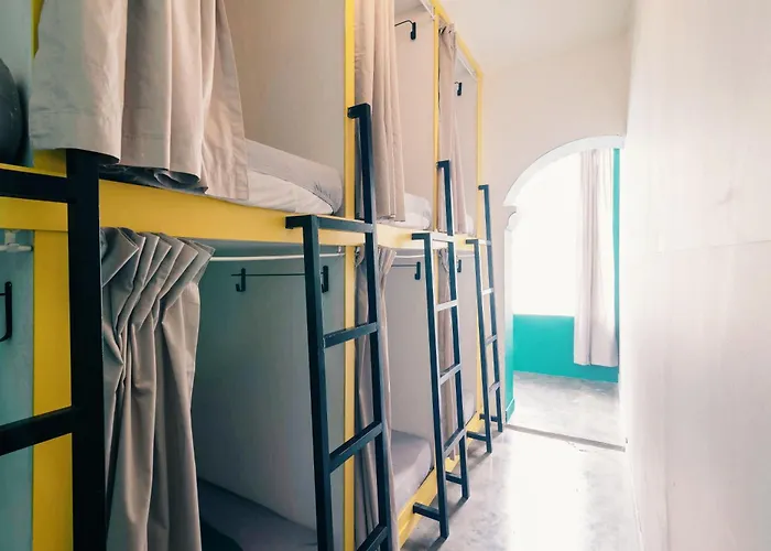 Wonderloft Hostel Kota Tua